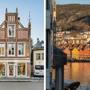 Live In Historic Building - View To Bryggen Appartement